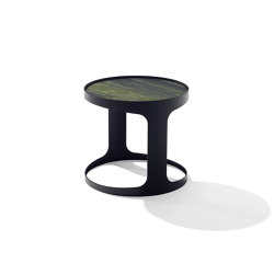 Colin | side table 
1325 -I | Mesas auxiliares | DRAENERT