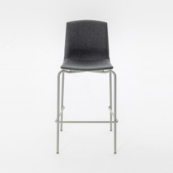 Loto Recycled Stool 334 | stackable | Mara