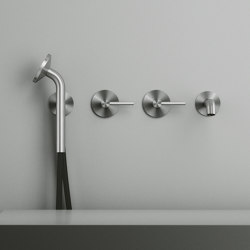 FFQT | Grupo 2 mezcladores a muro con caño y teleducha | Grifería para bañeras | Quadrodesign