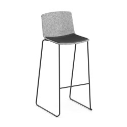 Omega I | Bar stools | Casala