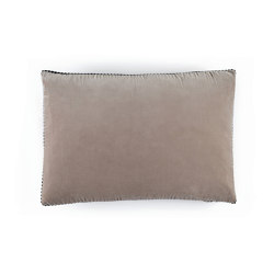 Athena Bouton D'Or | Co 226 14 03 | Cushions | Elitis