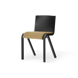 Ready Dining Chair, Seat Upholstered, Black Painted Oak, Bouclé | Sillas | Audo Copenhagen