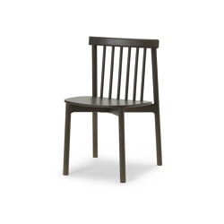 Pind Stuhl Braun Gebeizte und lackierte Esche | Stühle | Normann Copenhagen
