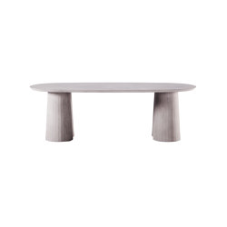 Fusto Oval Coffee Table III | open base | Forma & Cemento
