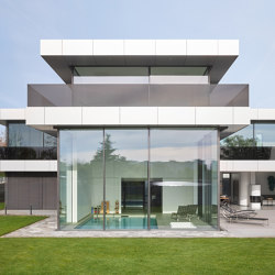 Frameless sliding windows measuring up to 25 m2 | Puertas patio | swissFineLine