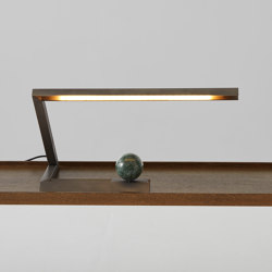 Oud Lamp - Sandblasted Steel | Luminaires de table | Resident