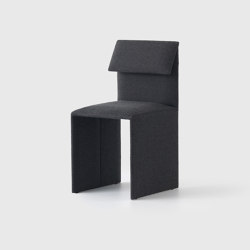 Sacha Chair | open base | Resident