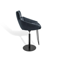FAYE CASUAL
Bar stool with low armrests | Bar stools | KFF