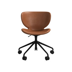 Hamilton chair D199 | Chairs | BoConcept
