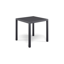 Nova 2/4 seats stackable square table | 857 | Mesas comedor | EMU Group