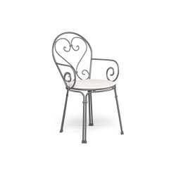 Pigalle Armchair | 910 | Chaises | EMU Group
