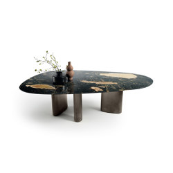 Hoa Table - 2365X | Dining tables | LAGO