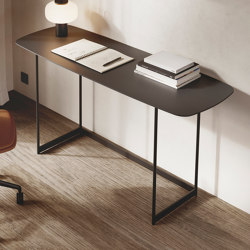 Luma Desk | Desks | TREKU
