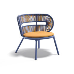 CIRQL NU Lounge Chair, Central Base | Chairs | DEDON