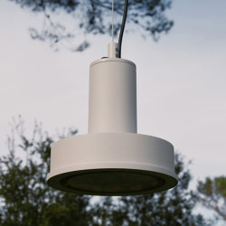 Arne S | Lampe à suspension extérieure | Éclairage public | Urbidermis
