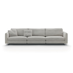 Leenus Sofa - Linear Version with thin armrests | Sofas | ARFLEX