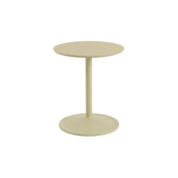 Soft Side Table | Ø 41 h: 48 cm / Ø 16.1" h: 18.9" | closed base | Muuto