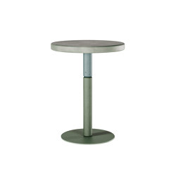Flipper High Coffee Table | closed base | Forma & Cemento