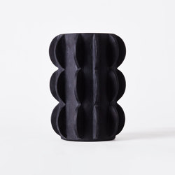 Arcissimo Vase Black Large | Dining-table accessories | Dustydeco