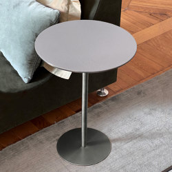 Petite table Ester en acier avec plateau en terre cuite ardesia | Side tables | mg12