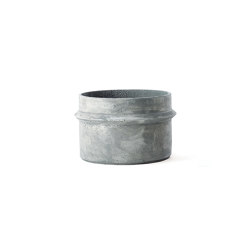 Bulbi Vaso in cemento Dahlia | Dining-table accessories | Ethimo