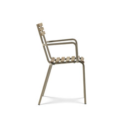 Laren Stacking armchair | Chairs | Ethimo