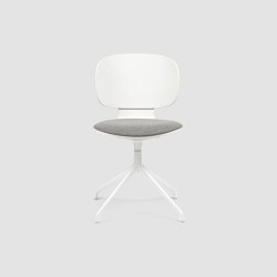 STUDIO Chair with glides | Chairs | Bene