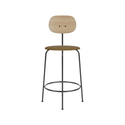 Afteroom Counter Chair Plus | Black Base | Upholstered Seat, Veneer Back | Audo Bouclé 06 - Gold | Natural Oak | Counterstühle | Audo Copenhagen