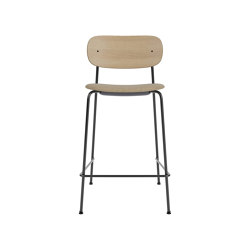 Co Counter Chair | Upholstered Seat, Oak Back | Audo Bouclé - Beige 02 | Natural Oak | open base | Audo Copenhagen