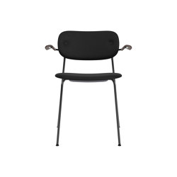 Co Dining Chair w. Armrest | Black Base | Upholstered Seat and Back | Sierra - Black, 1001 - Dark Stained Oak | Sillas | Audo Copenhagen
