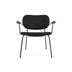 Co Lounge Chair W/Armrest, Upholstered Seat and Back | Sierra - Black, 1001 | Dark Stained Oak | Armchairs | Audo Copenhagen