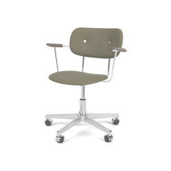Co Task Chair W. Armrest | Star Base w. Casters, Polished Aluminium | Fully Upholstered | Sierra - Army, 0441 | Dark Stained Oak | Tabourets de bureau | Audo Copenhagen