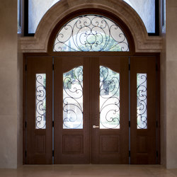 Evolution | Sicherheitstür mit sichtbaren Bändern, die alle individuellen Gestaltungen ermöglicht. | Entrance doors | Oikos – Architetture d’ingresso