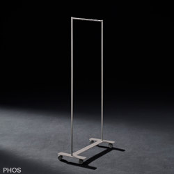 Minimalist roller coat rack with double-T base plate and hook rail - 80 cm wide | Garderoben | PHOS Design