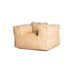 Silky Club Seat Pouf Gold | Armchairs | Roolf Outdoor Living