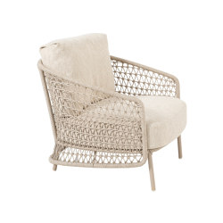 Clove Living Chair | Fauteuils | Design Pergola