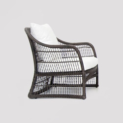 Elan Lounge Chair - Black | Poltrone | Design Pergola