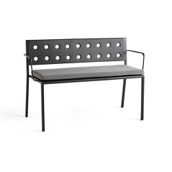 Balcony Lounge Bench With Arm | Bancos | HAY