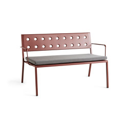 Balcony Lounge Bench With Arm | Bancs | HAY