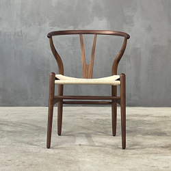 Classics | The Layla Dining Armchair Walnut | Sessel | Set Collection