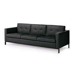 Modern Icons: Foster 502 Sofa | Sofas | Walter K.