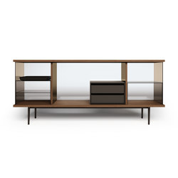 The Farns Sideboard Middle | Aparadores | Walter K.