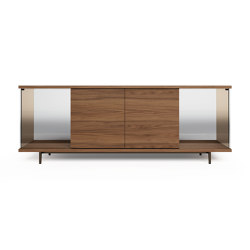 The Farns Sideboard Middle | open base | Walter K.