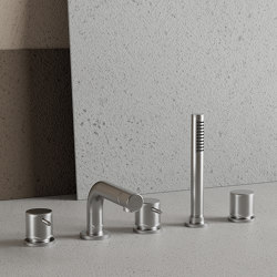 Made - bathtub mixer | Grifería para bañeras | NIC Design