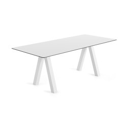 Trestle Outdoor table 200x90 | Tavoli pranzo | viccarbe