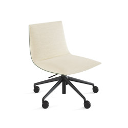 Silla Noha con base de cinco ruedas de nylon | Chairs | viccarbe