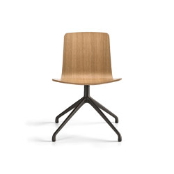 Klip chair - pyramid swivel base & stained / lacquered seat | Chairs | viccarbe