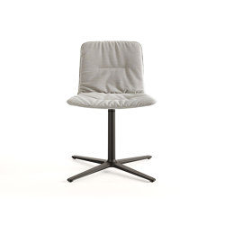 Klip chair - flat swivel base & soft upholstery | Sedie | viccarbe