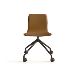 Klip chair - pyramid swivel with casters base & smooth upholstery | Chairs | viccarbe