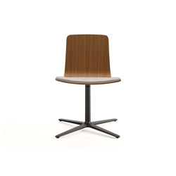 Klip chair - flat swivel base & stained / lacquered seat with cushion | Stühle | viccarbe